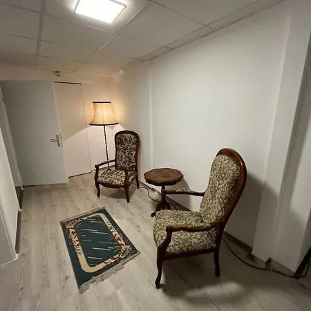 Post 21 Szálloda Braunau am Inn